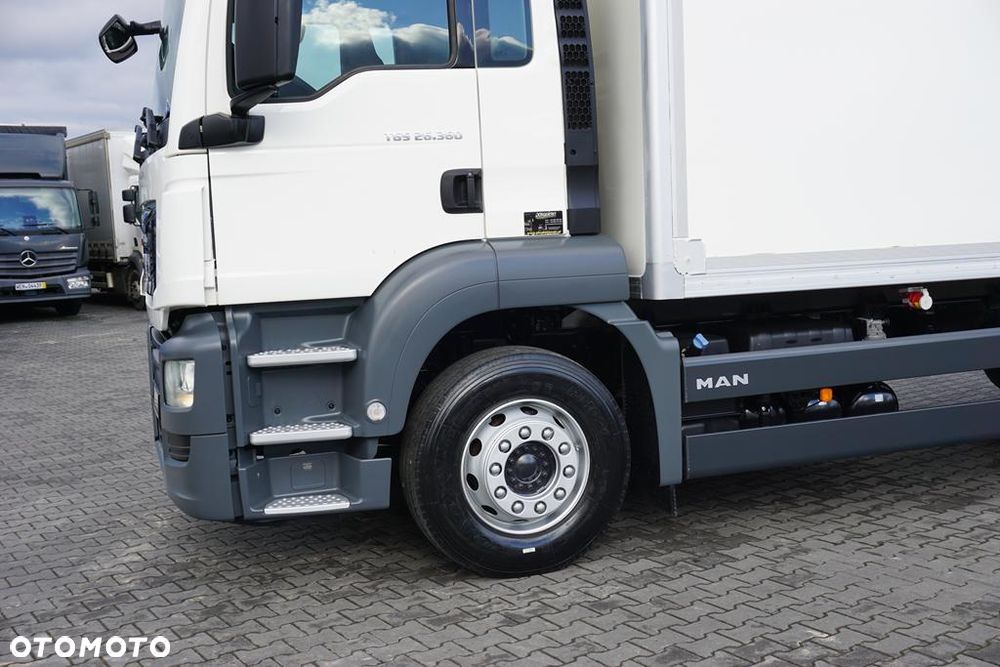MAN TGS / 26.360 / EURO 6 / CHŁODNIA + WINDA / 20 PALET - 29