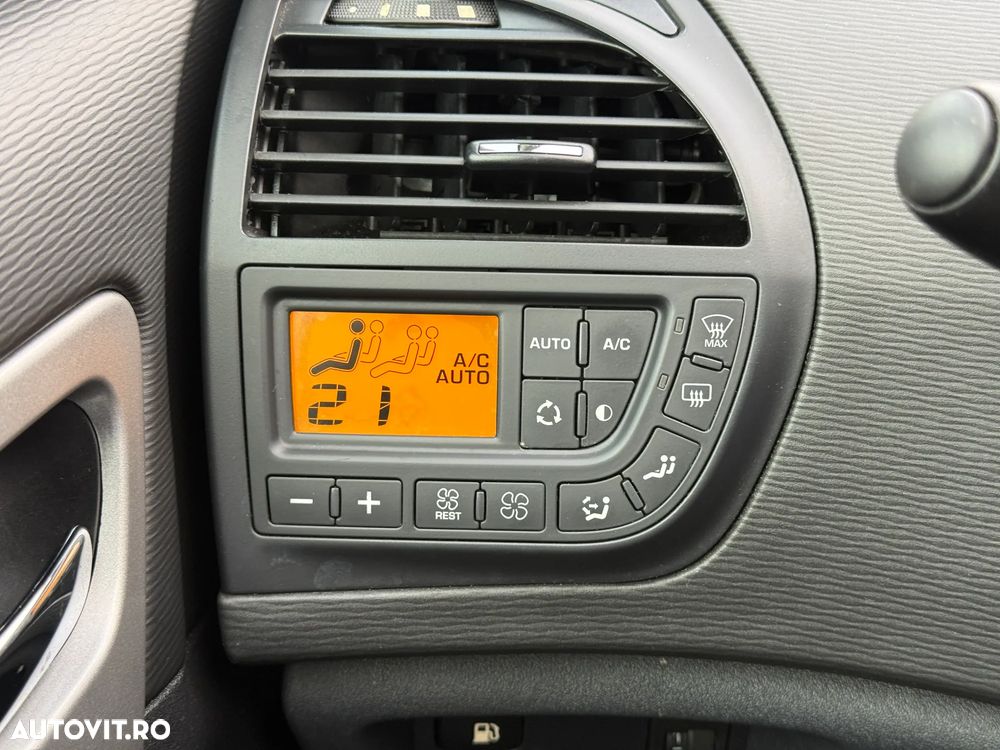 Citroën C4 1.6 THP BMP Exclusive - 16