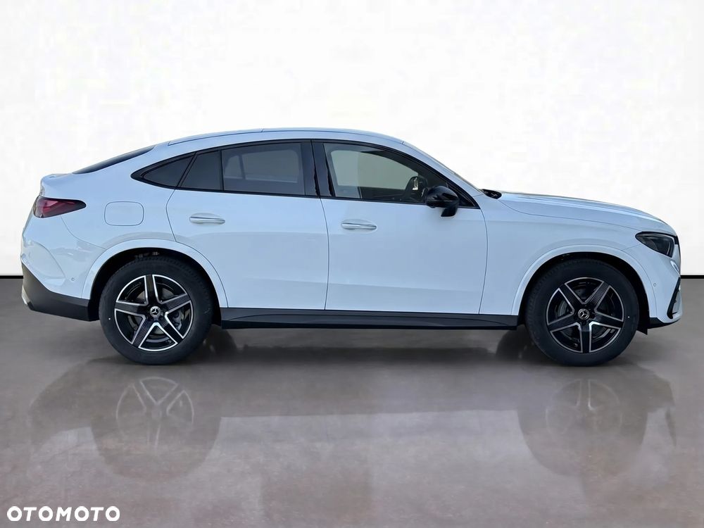 Mercedes-Benz GLC - 9