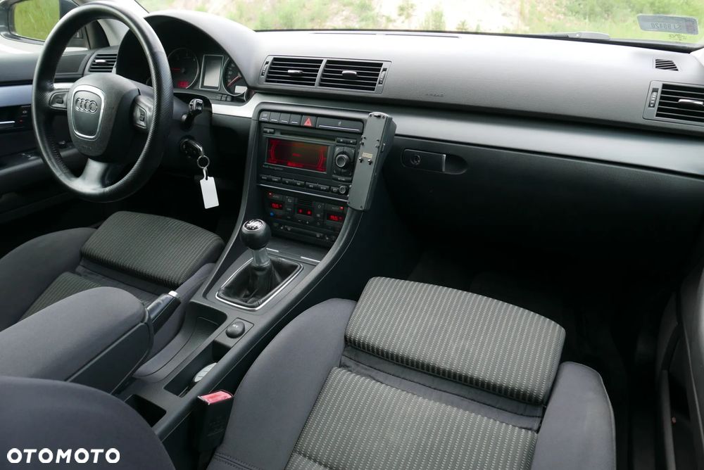 Audi A4 Avant - 12