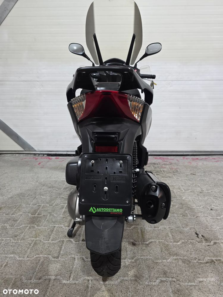Honda SH - 24