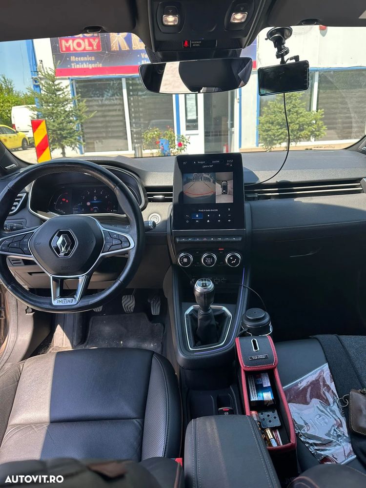 Renault Clio - 6