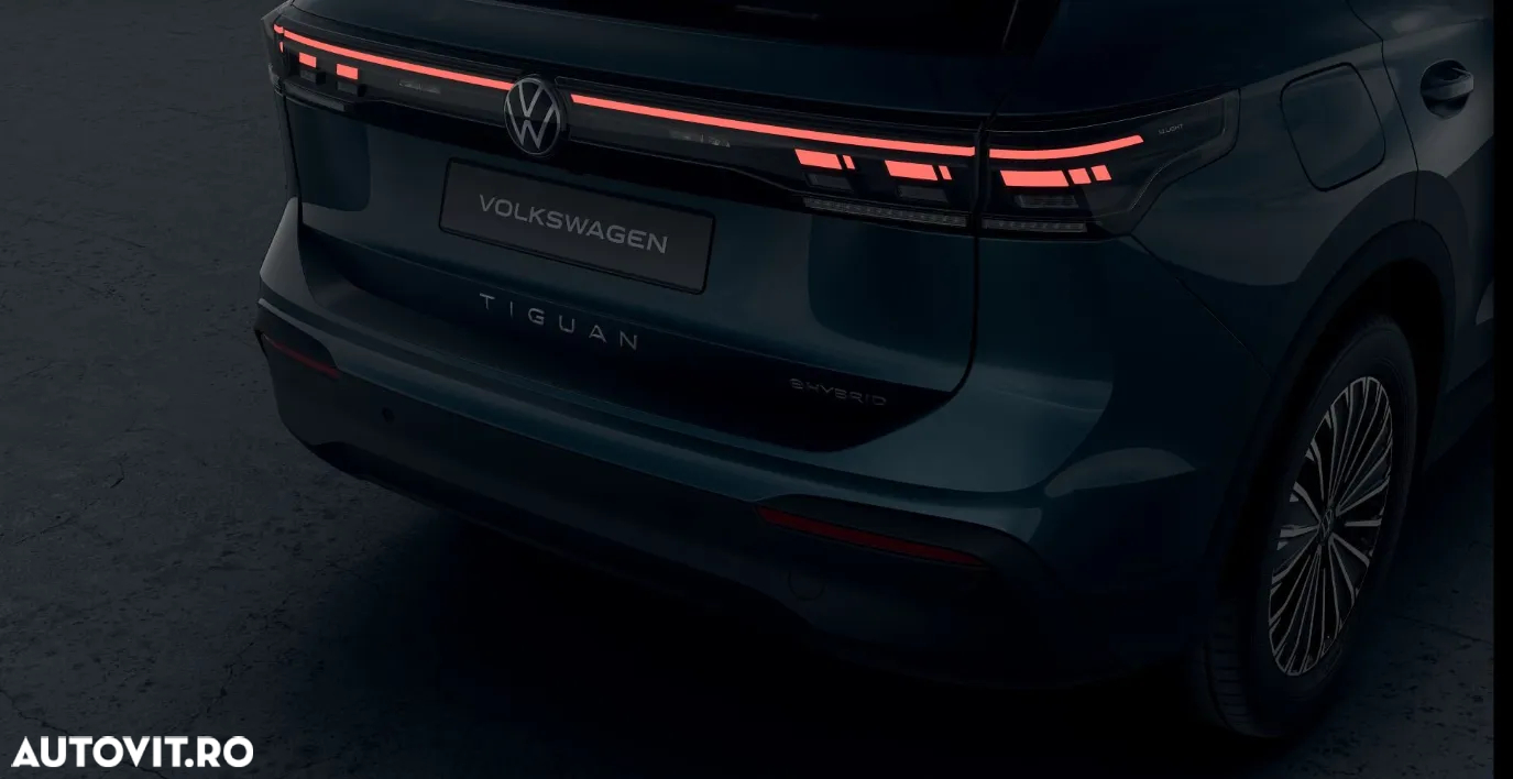 Volkswagen Tiguan - 5