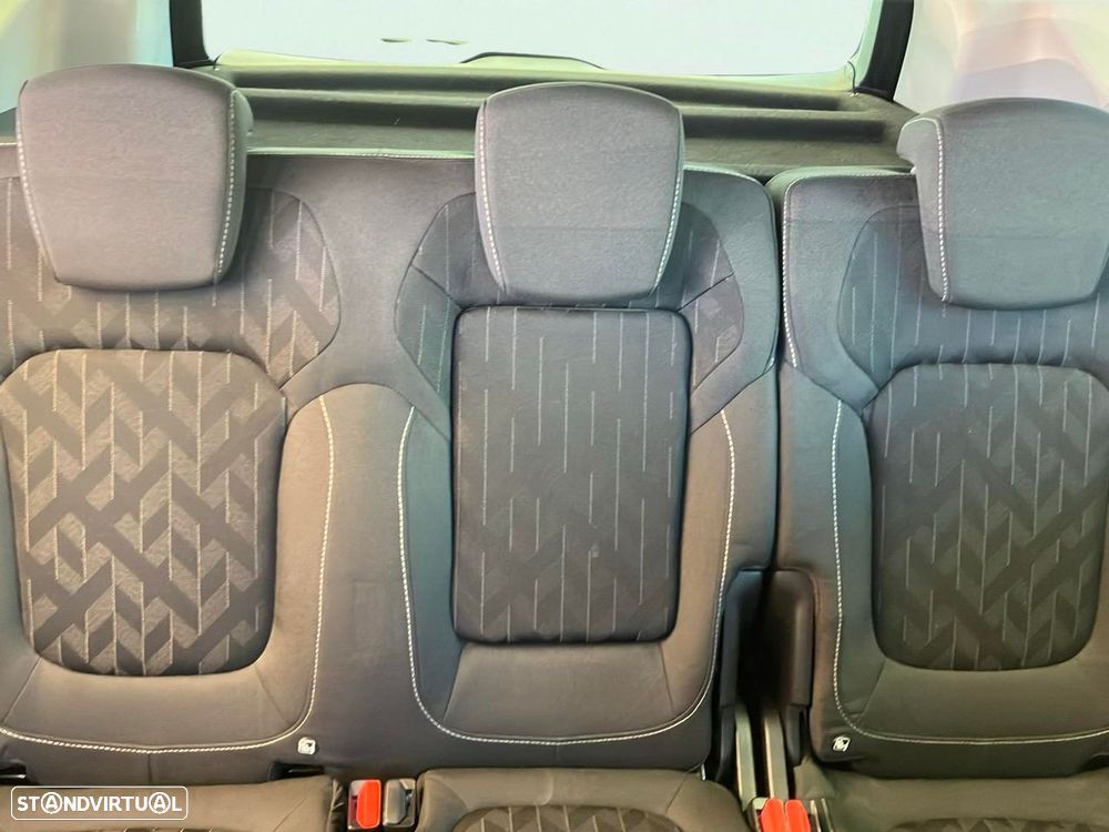 Renault Scénic - 16