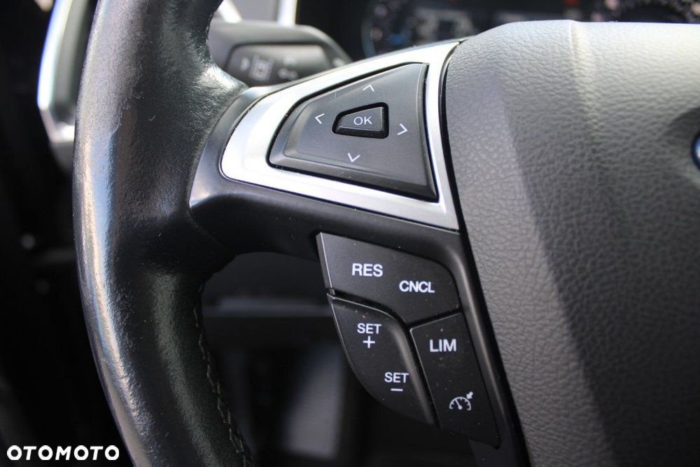 Ford Galaxy - 29