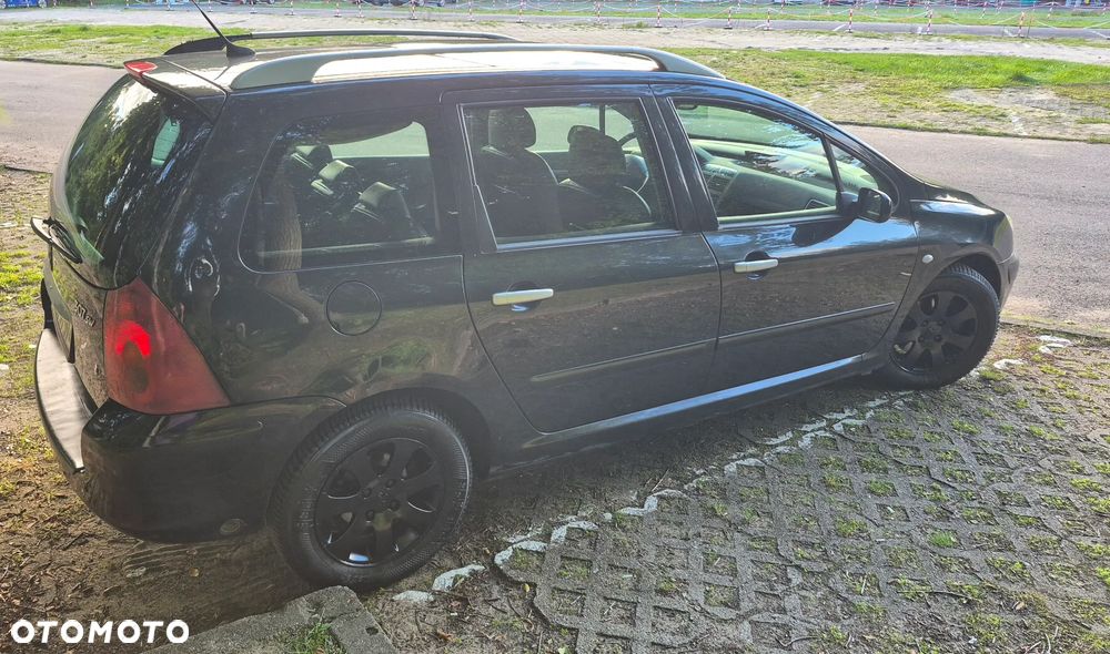 Peugeot 307 1.6 Premium - 4