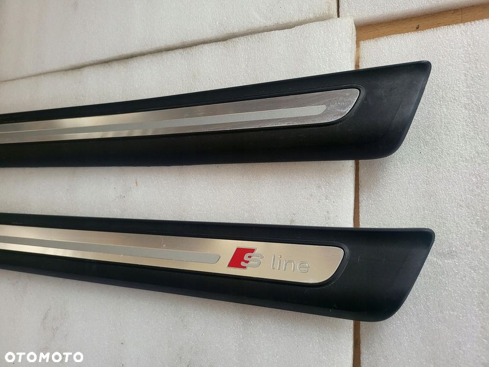 Nakładki Wewnętrzne Progów AUDI TT 8S S-Line 2015- 8S0853491 8S0853492B - 2