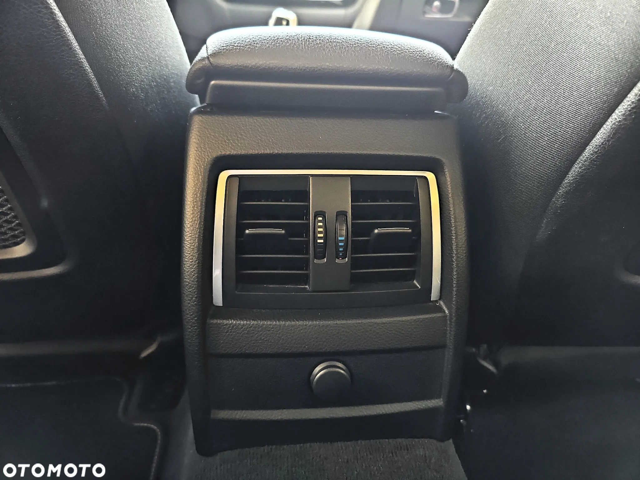 BMW Seria 3 318d Advantage - 32