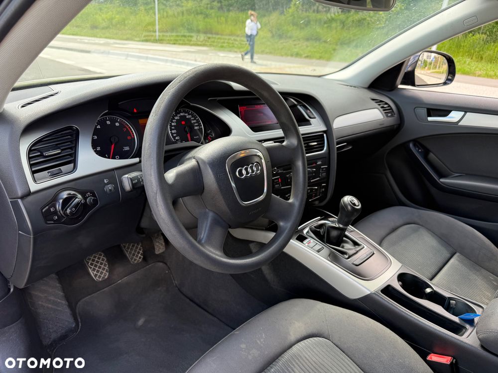Audi A4 Avant 1.8 TFSI Ambiente - 10