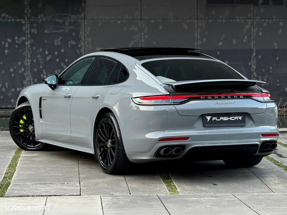 Porsche Panamera 4 E-Hybrid Platinum Edition com PDLS - 41
