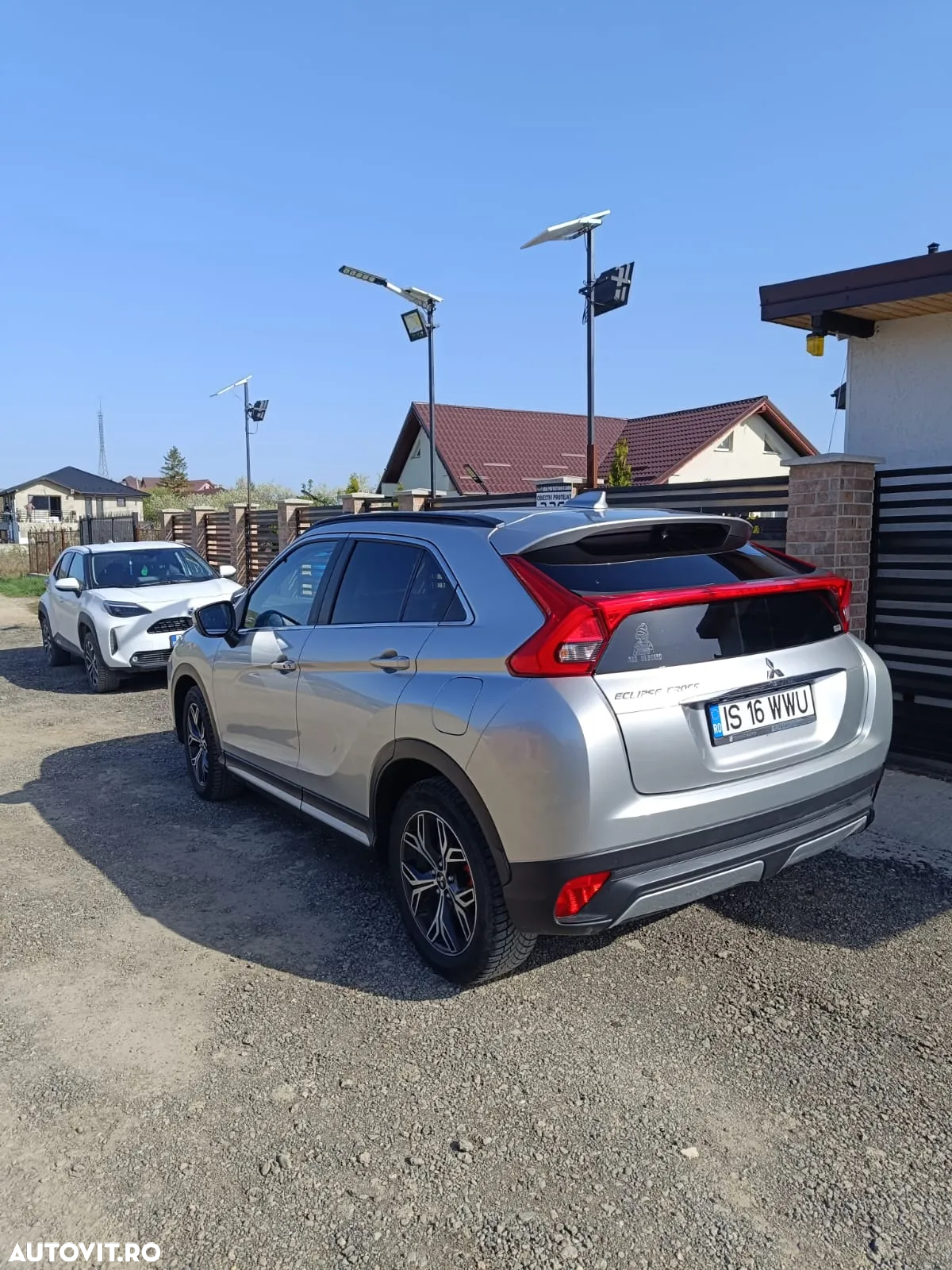 Mitsubishi Eclipse-Cross - 14