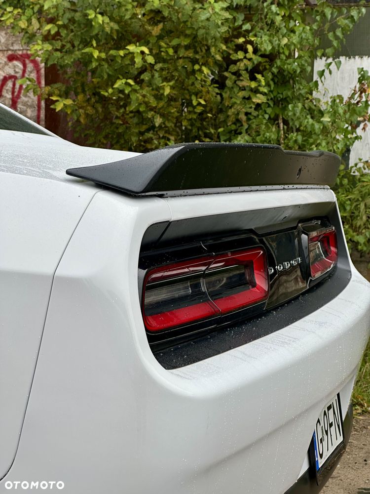 Dodge Challenger 5.7 R/T - 5