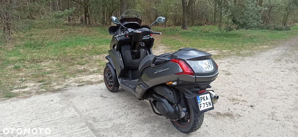 Peugeot Metropolis - 7