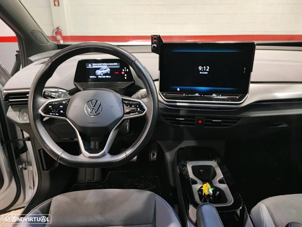 VW ID.4 77 kWh Pro Urban - 7