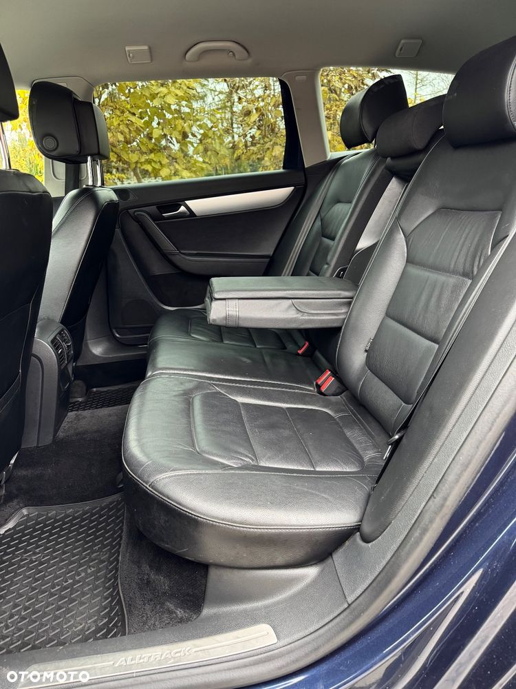 Volkswagen Passat 2.0 TDI Highline DSG - 13