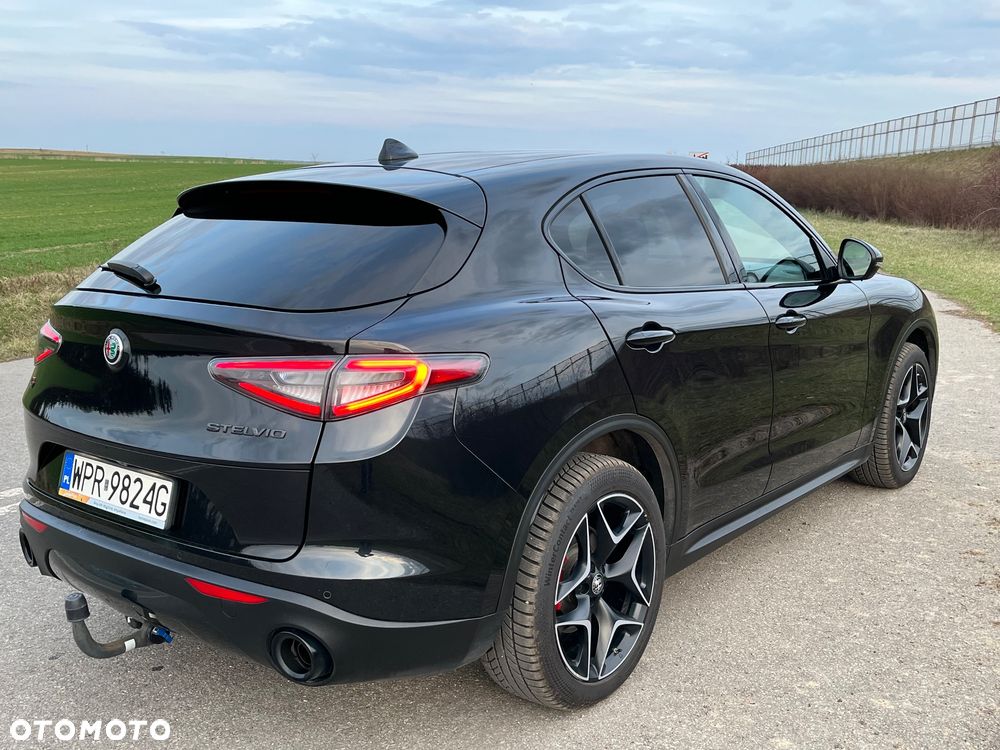Alfa Romeo Stelvio 2.0 Turbo Executive Q4 - 3