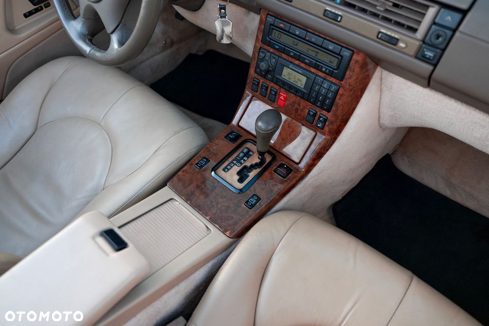 Mercedes-Benz SL - 10
