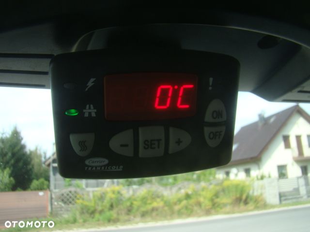 Iveco DAYLY 50 C 18 3.0TDI CHŁODNIA WINDA 1000KG 3.5T 4.30M - 25