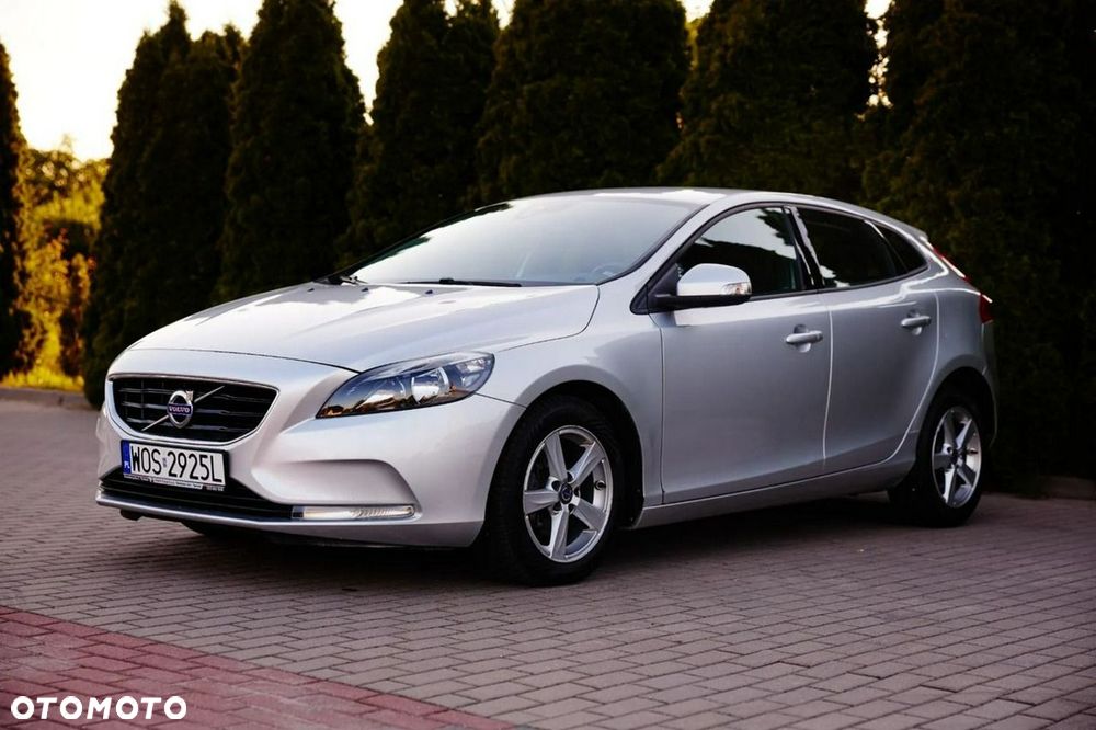 Volvo V40 D2 Kinetic - 12
