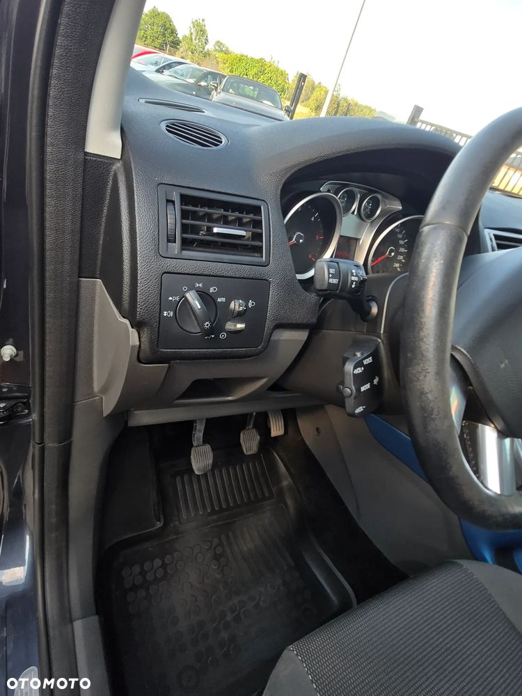 Ford Kuga 2.0 TDCi 4x4 Trend - 22