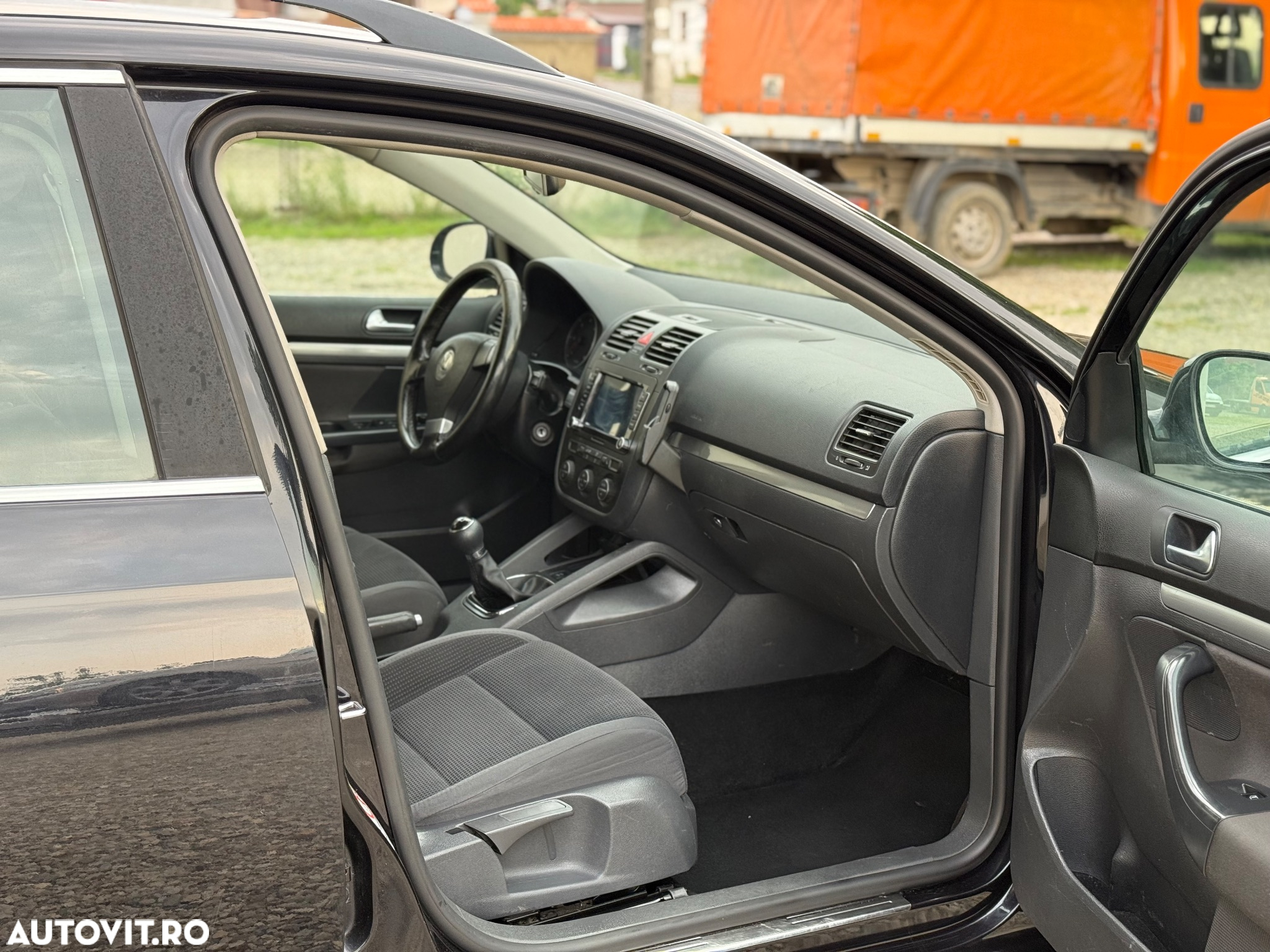 Volkswagen Golf 1.9 TDI Comfortline - 8