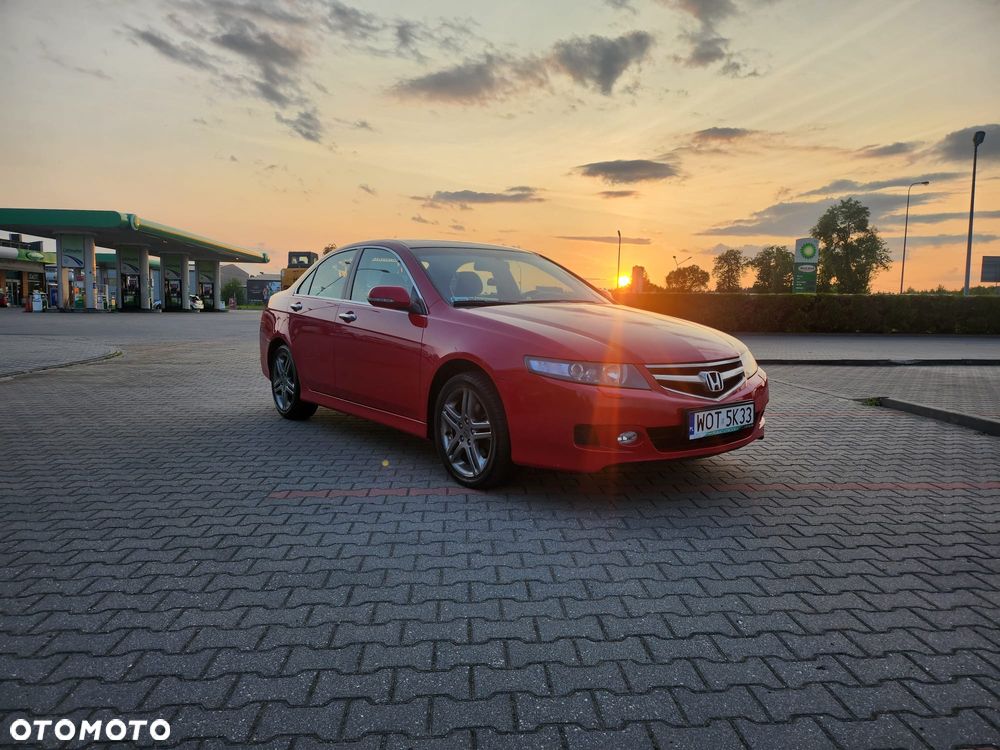 Honda Accord 2.0 Executive - 12