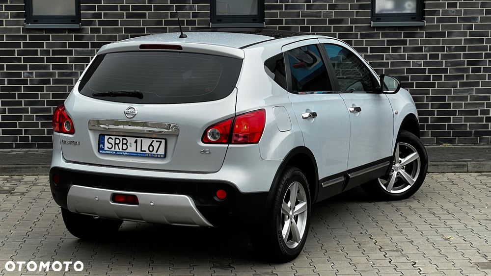 Nissan Qashqai 2.0 dCi 4 x 4 DPF tekna - 20