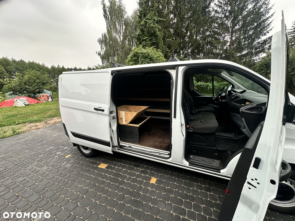 Ford Transit Custom - 8