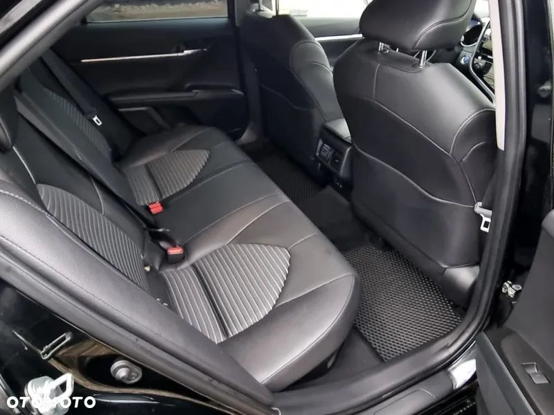 Toyota Camry 2.5 Hybrid Prestige CVT - 18