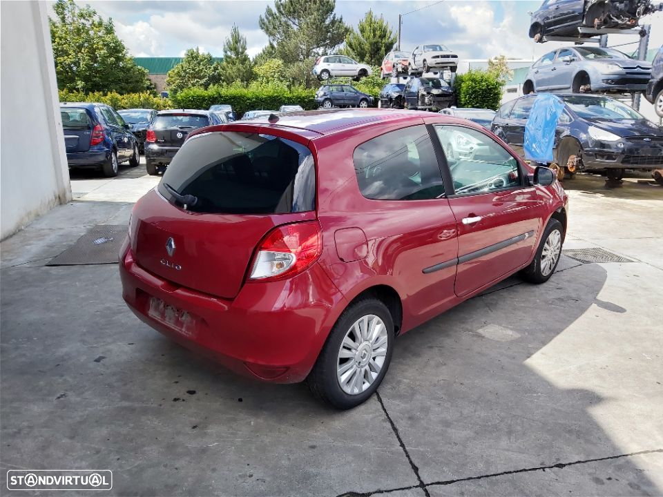 Renault Clio III (3) 1.2I e 1.5 DCI ás peças 2005 até 2012 - 2
