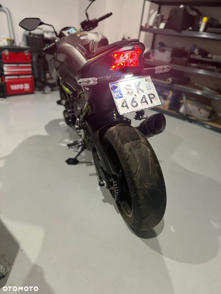Kawasaki Z 900 - 6
