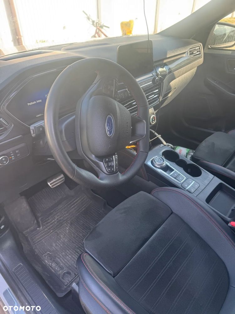 Ford Kuga 2.5 FHEV FWD Graphite Tech Edition e-CVT - 4
