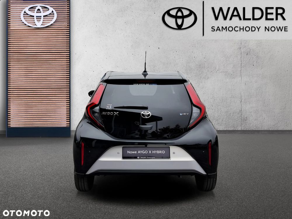 Toyota Aygo X Hybrid 1.5 Style e-CVT - 5