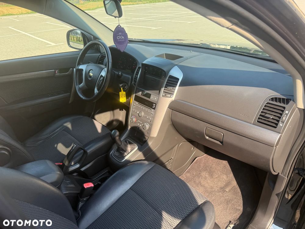 Chevrolet Captiva 2.4 2WD 7 Sitzer LS - 9