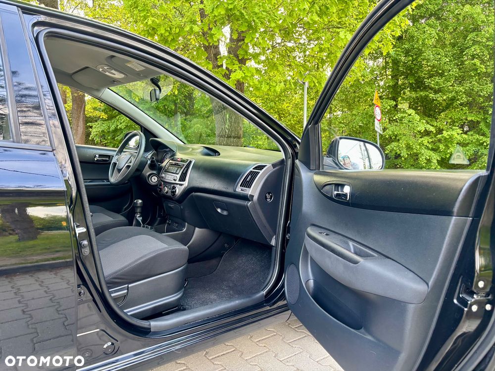 Hyundai i20 1.25 Wersja Jubileuszowa - 34