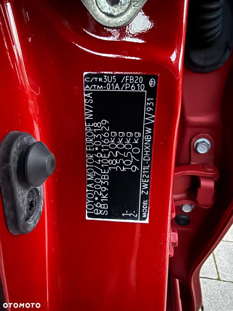 Toyota Corolla 1.8 Hybrid Executive - 16