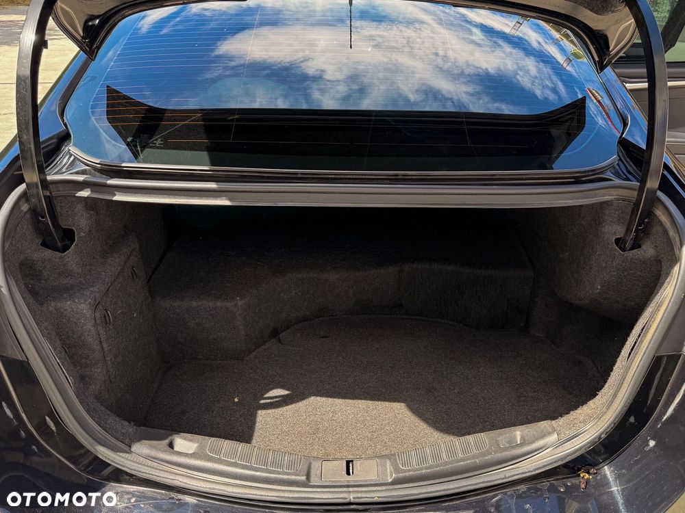 Ford Fusion - 17