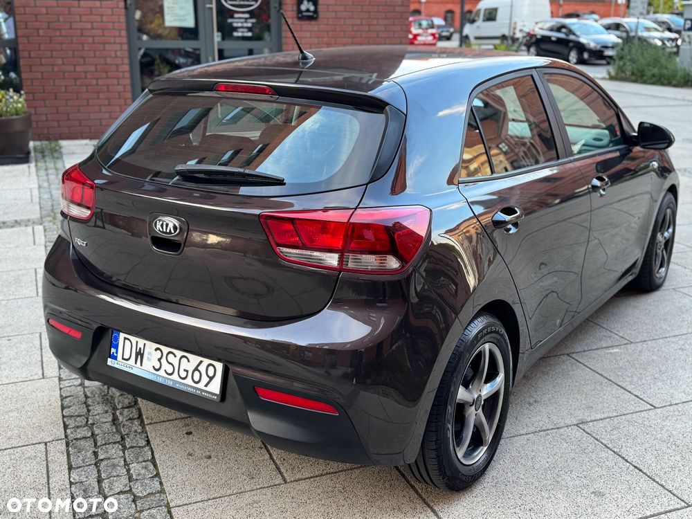 Kia Rio - 3