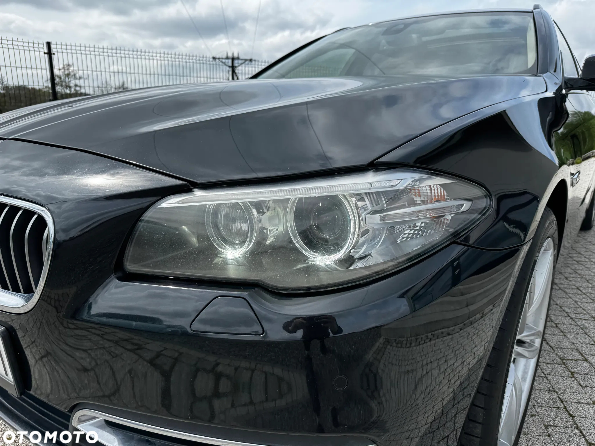 BMW Seria 5 525d Touring Luxury Line - 4