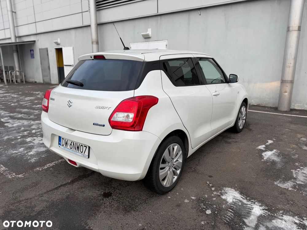 Suzuki Swift - 2