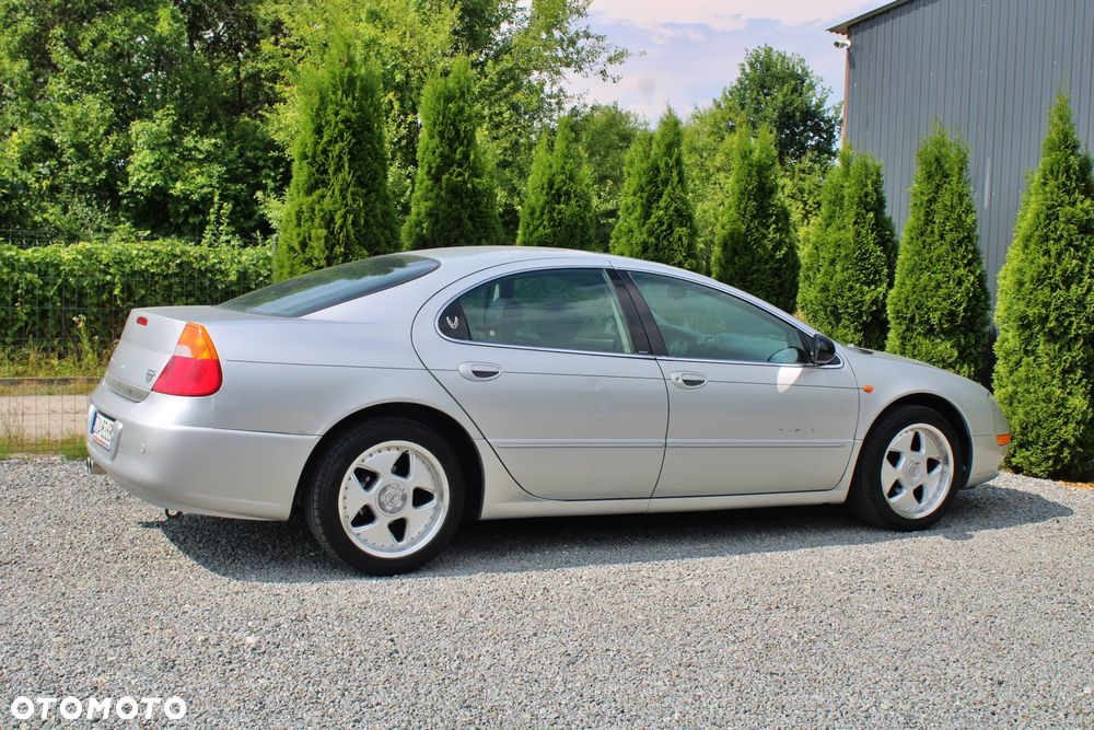 Chrysler 300M - 14