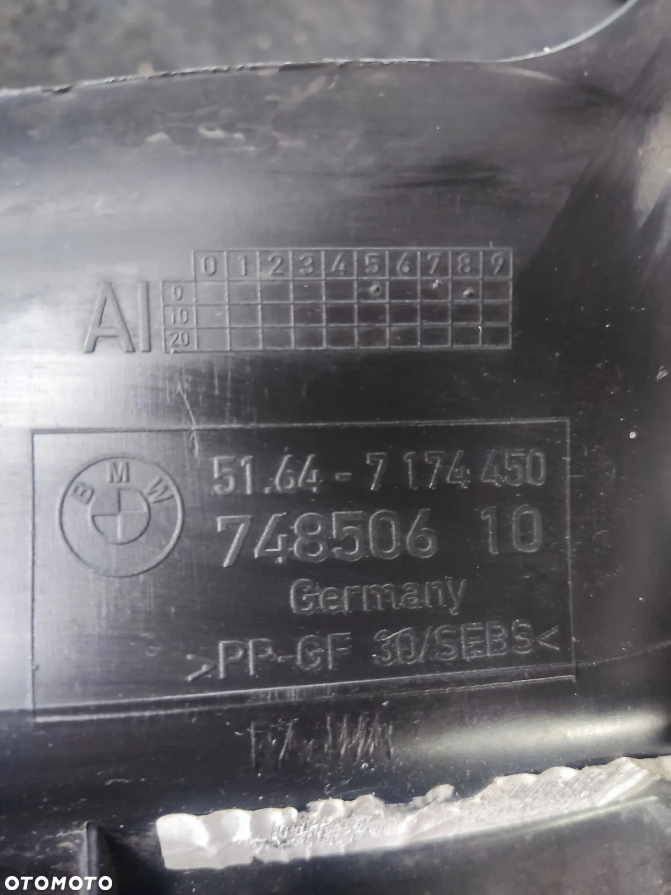 BMW E87 EŻALUZJA GÓRNA WLOT KIEROWNICA POWIETRZA 7174450 - 4