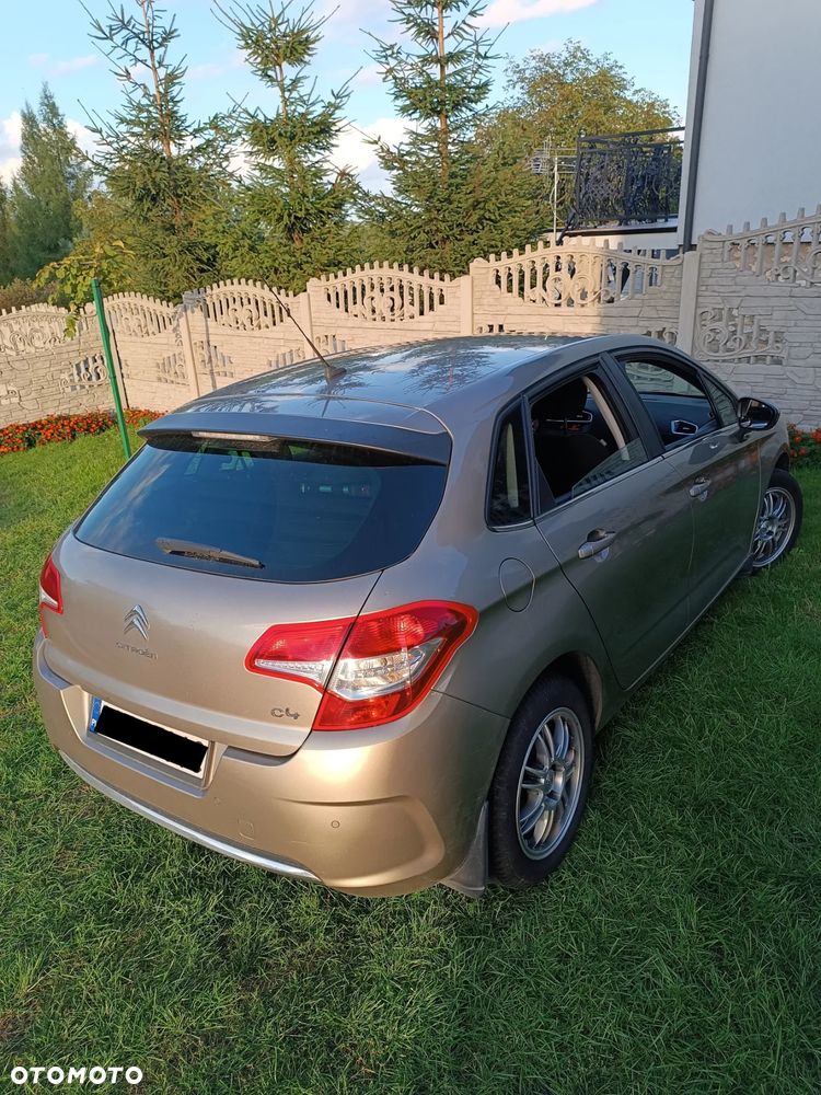 Citroën C4 1.6 VTi Attraction - 11