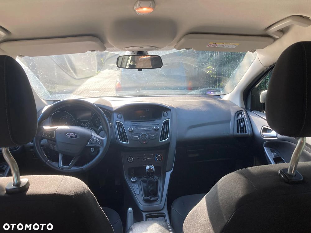 Ford Focus 1.0 EcoBoost Edition - 4