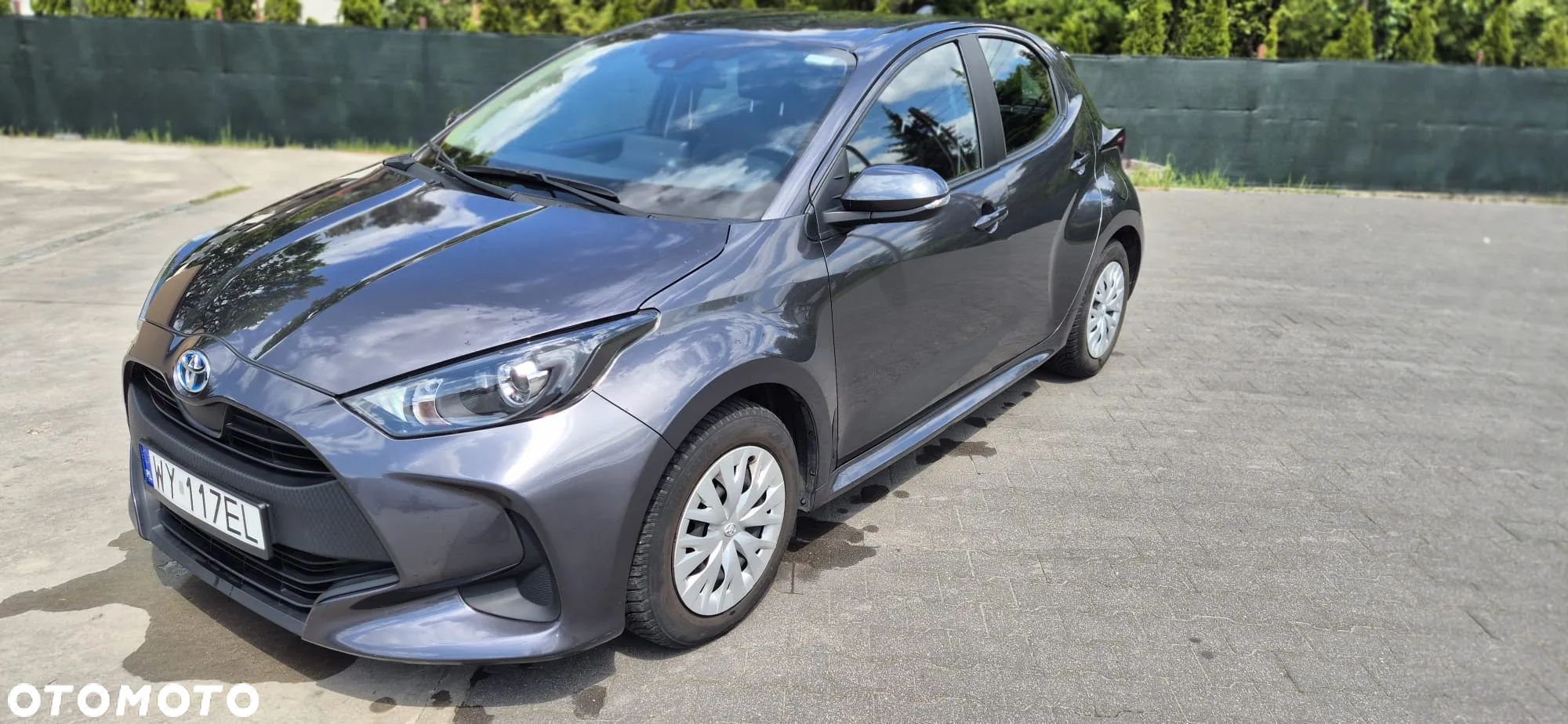 Toyota Yaris Hybrid 1.5 VVT-i Comfort - 1