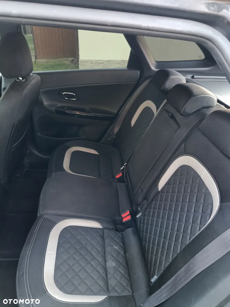 Kia Ceed Cee'd 1.6 CRDi GT Line DCT - 5