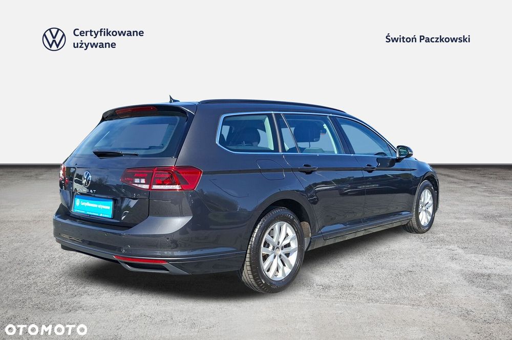 Volkswagen Passat - 5