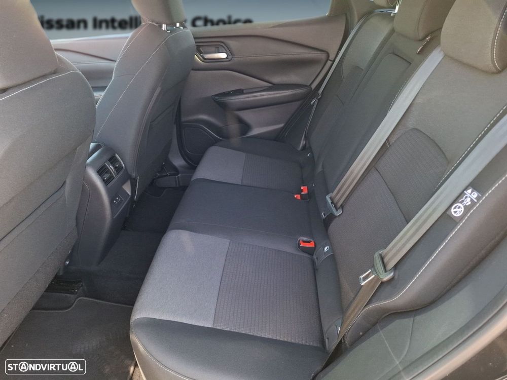 Nissan Qashqai 1.3 DIG-T N-Connecta LED+SKY - 22