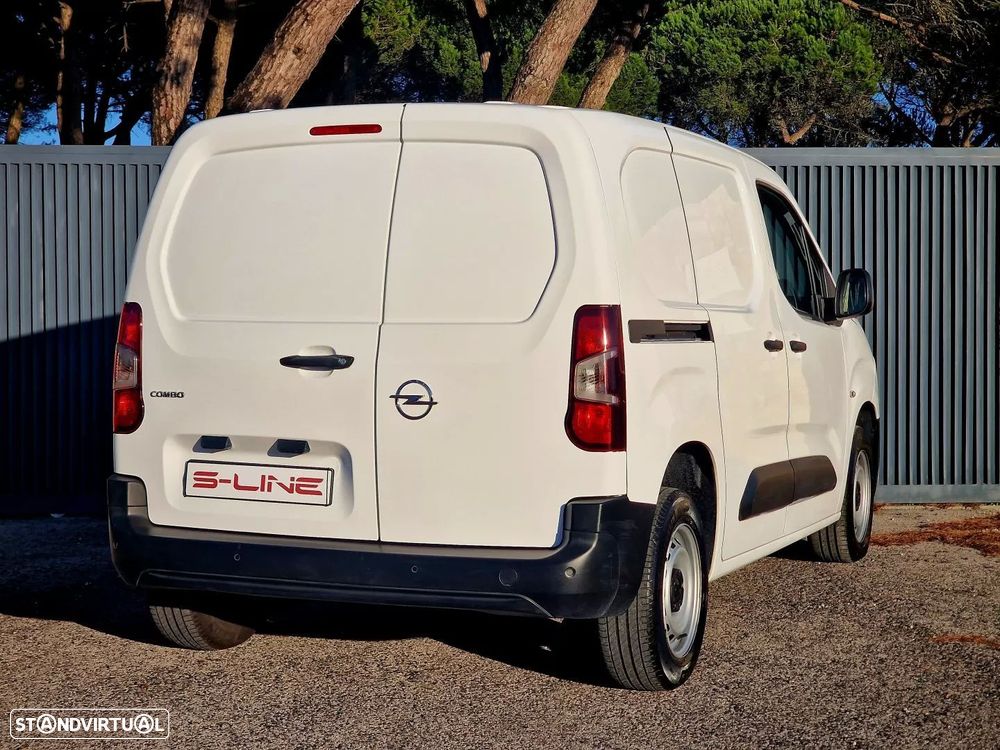 Opel Combo 1.5 Cdti 100cv enjoy (IVA DEDUTÍVEL) - 9