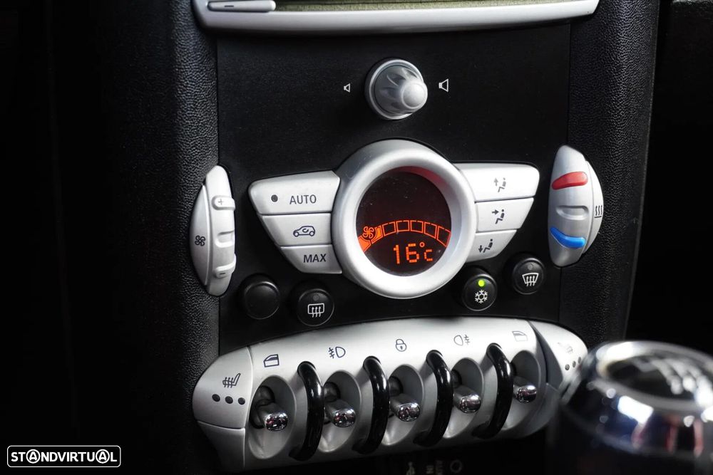 MINI 3 Portas Cooper D - 13